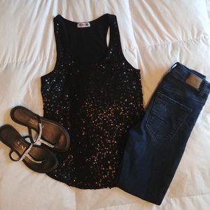 Sequin tank